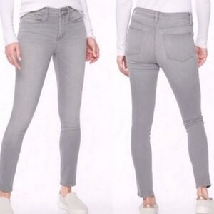 Athleta Sculptek Skinn Kenai Wash Jeans‎ Size 8